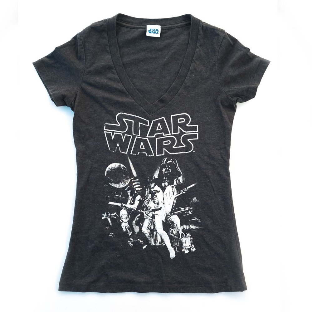 Star Wars t-shirt! - fits like a Medium